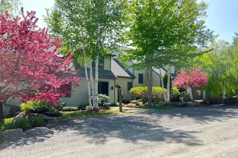 60 Mclane Road Stowe VT 05672