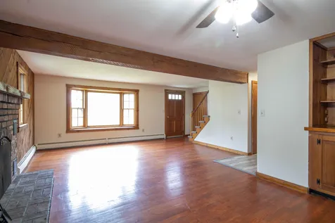 6 Anders Lane Nashua NH 03060