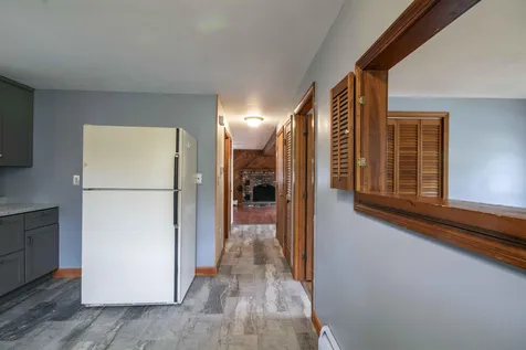 6 Anders Lane Nashua NH 03060
