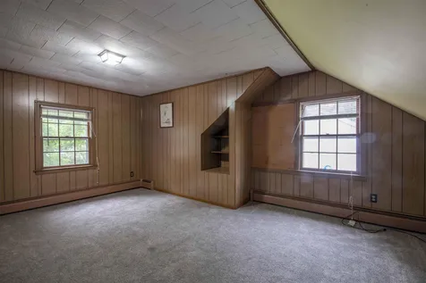 6 Anders Lane Nashua NH 03060