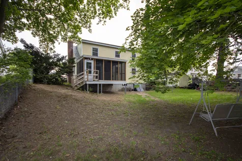 6 Anders Lane Nashua NH 03060