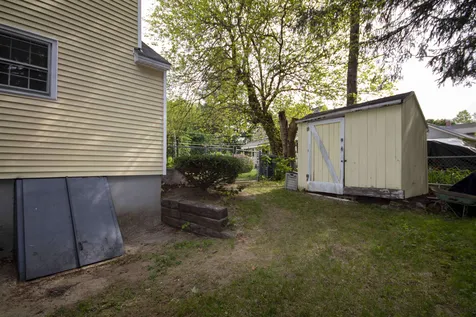 6 Anders Lane Nashua NH 03060