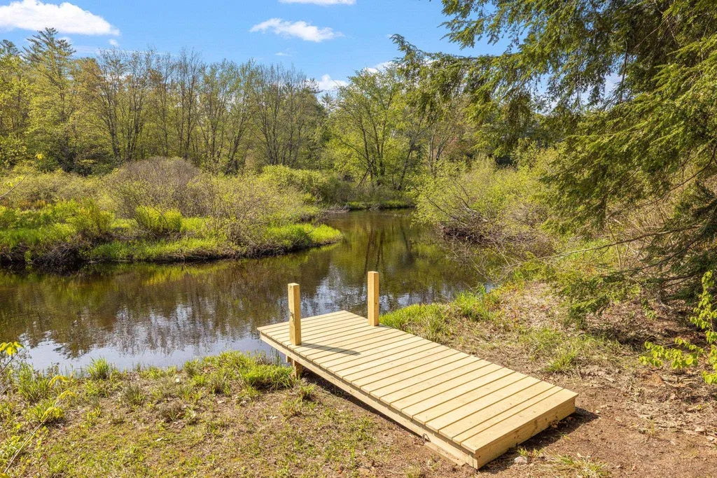 514 White Oak Road Barnstead NH 03225