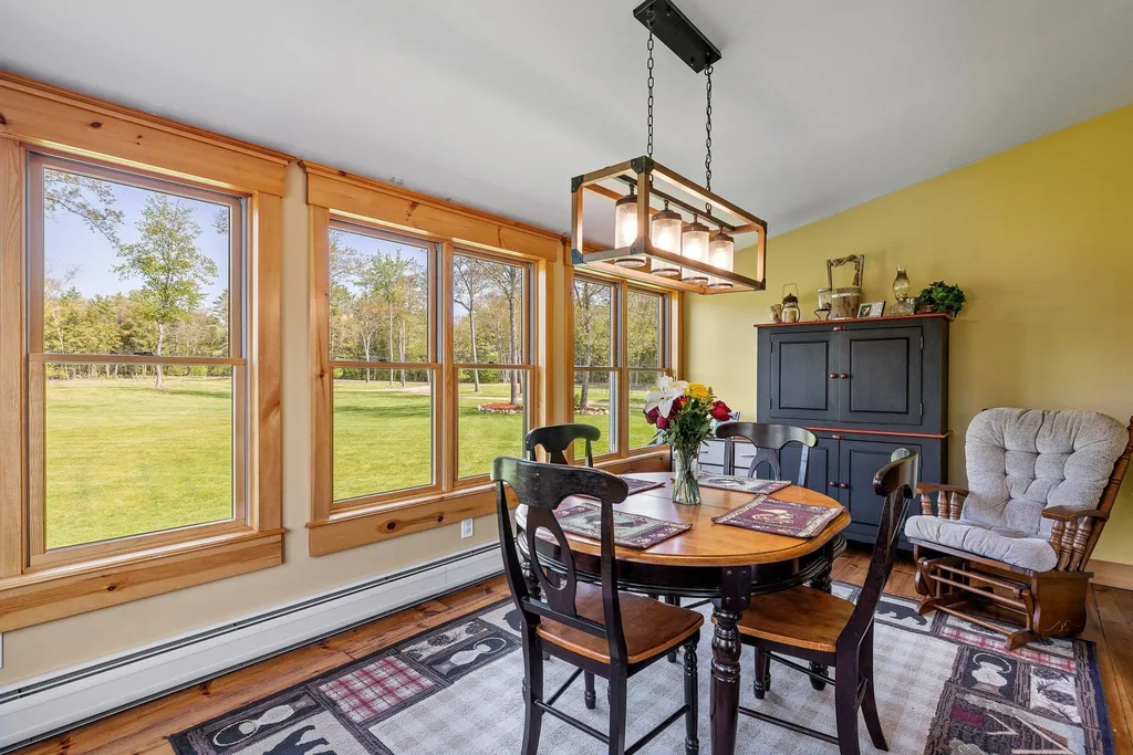 514 White Oak Road Barnstead NH 03225