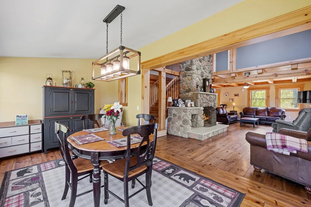 514 White Oak Road Barnstead NH 03225