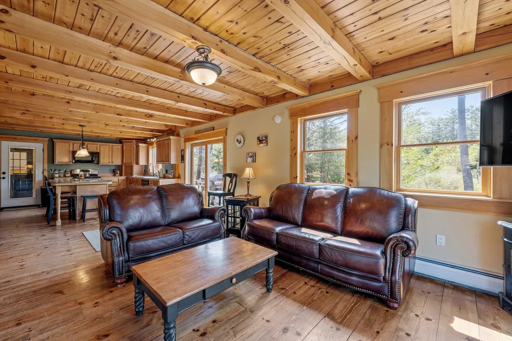 514 White Oak Road Barnstead NH 03225