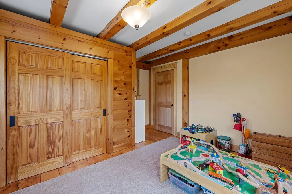 514 White Oak Road Barnstead NH 03225