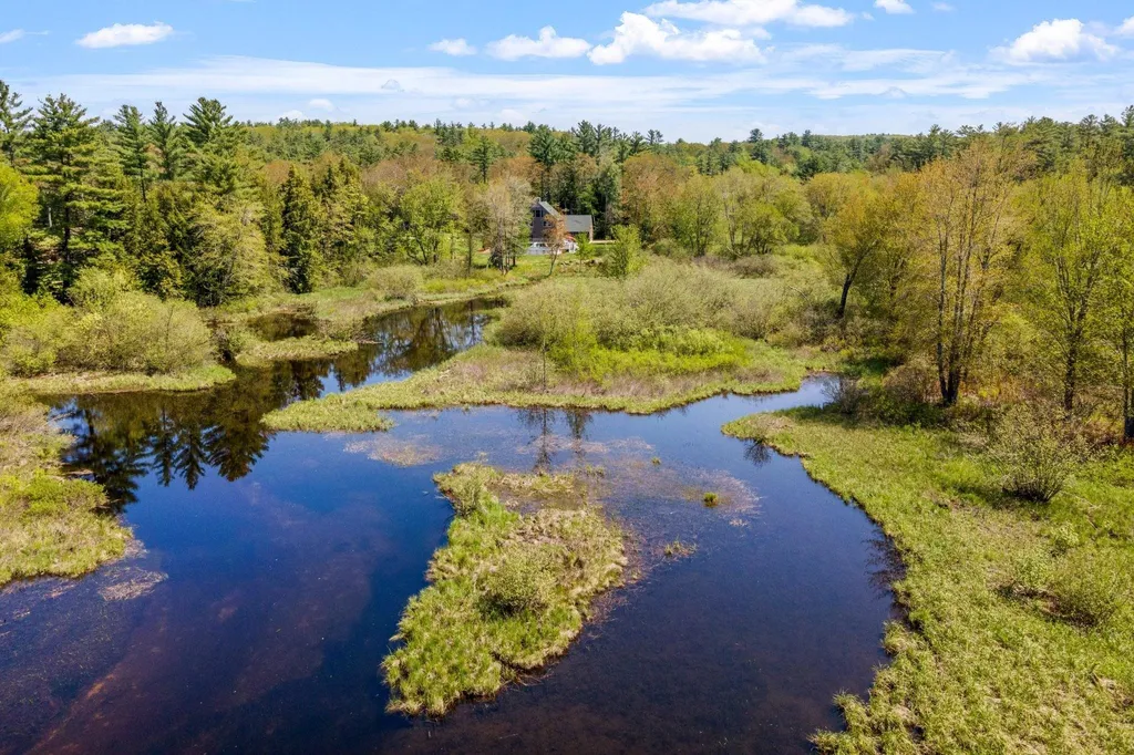 514 White Oak Road Barnstead NH 03225