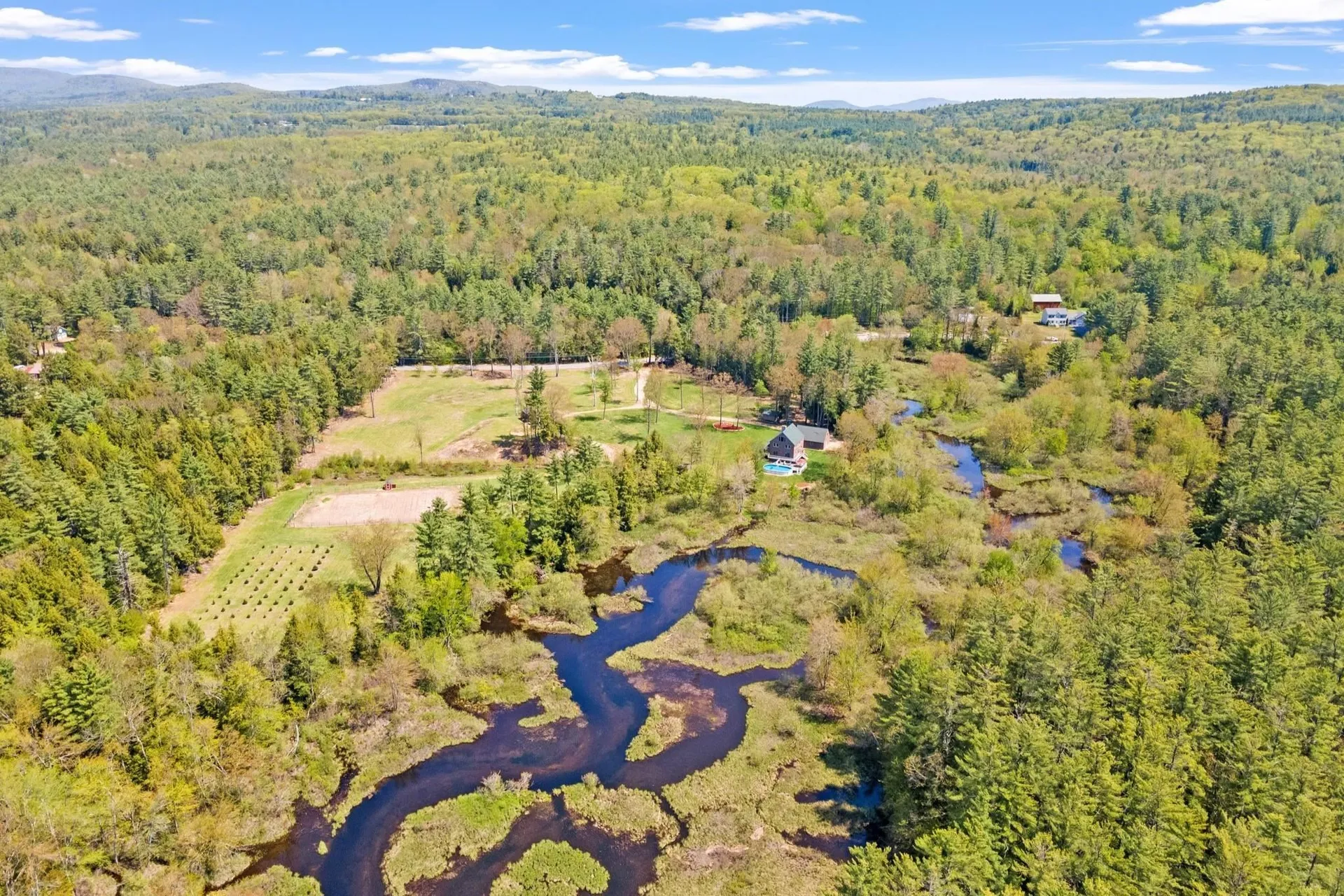 514 White Oak Road Barnstead NH 03225