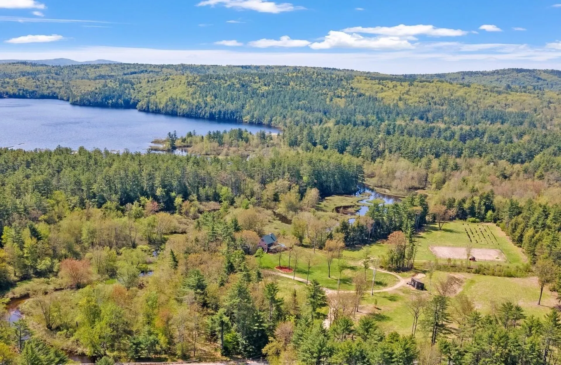 514 White Oak Road Barnstead NH 03225