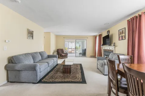 124 Hilltop Place New London NH 03257