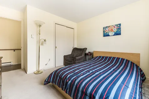 124 Hilltop Place New London NH 03257