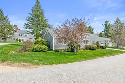 124 Hilltop Place New London NH 03257