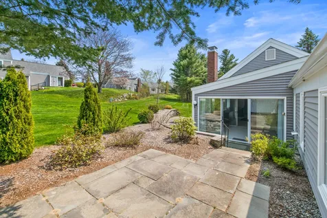 124 Hilltop Place New London NH 03257