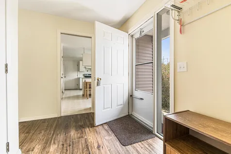 124 Hilltop Place New London NH 03257