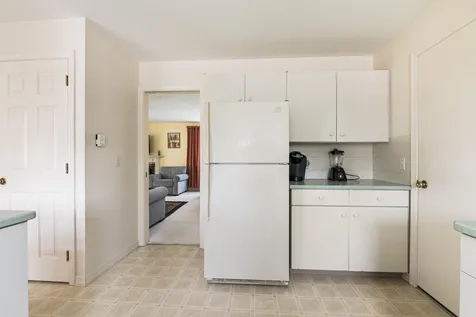 124 Hilltop Place New London NH 03257