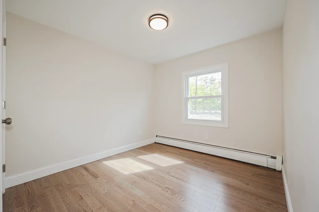 19 Depot Road Epping NH 03042