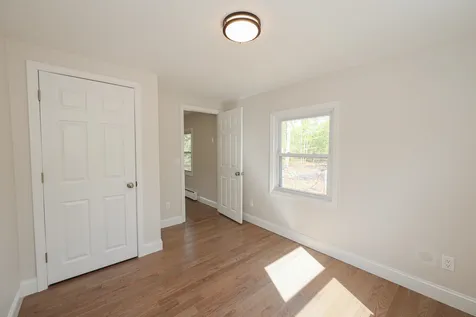 19 Depot Road Epping NH 03042