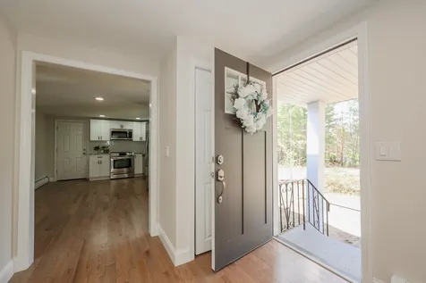 19 Depot Road Epping NH 03042