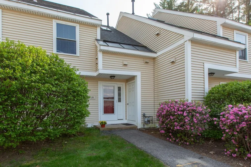 39 Bluffs Drive Concord NH 03303