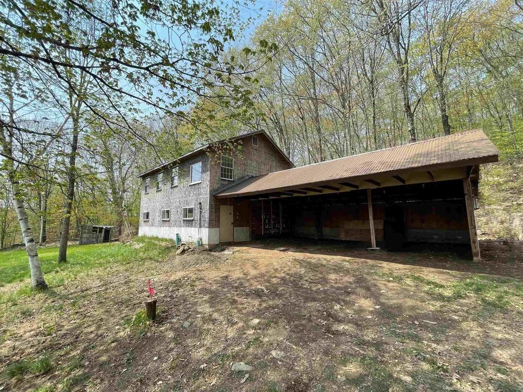 17 Willey Road Strafford VT 05070