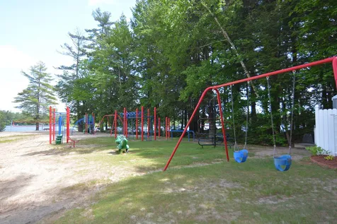 Wintersport/albert Street Moultonborough NH 03254