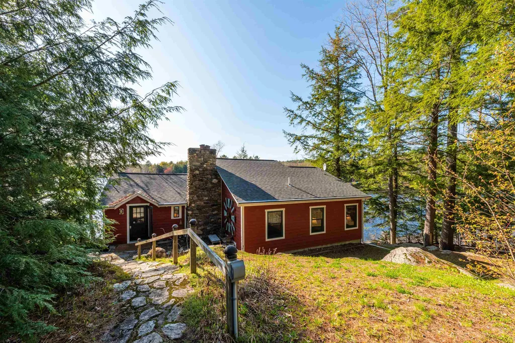 12 Red House Road Acworth NH 03601