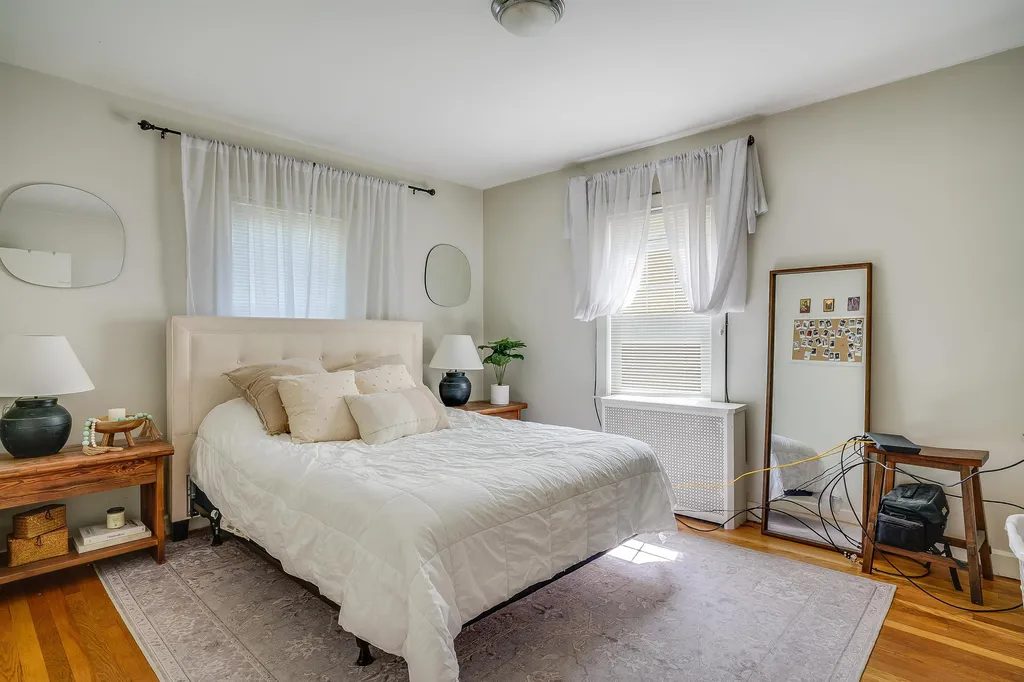 42 Lund Street Nashua NH 03060