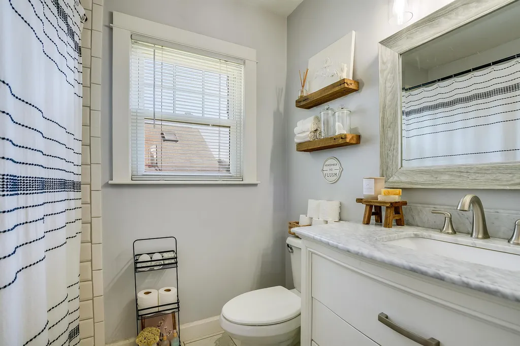 42 Lund Street Nashua NH 03060