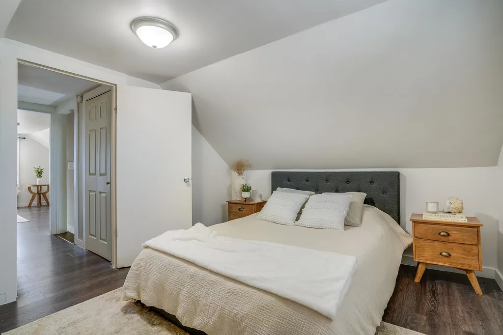 42 Lund Street Nashua NH 03060