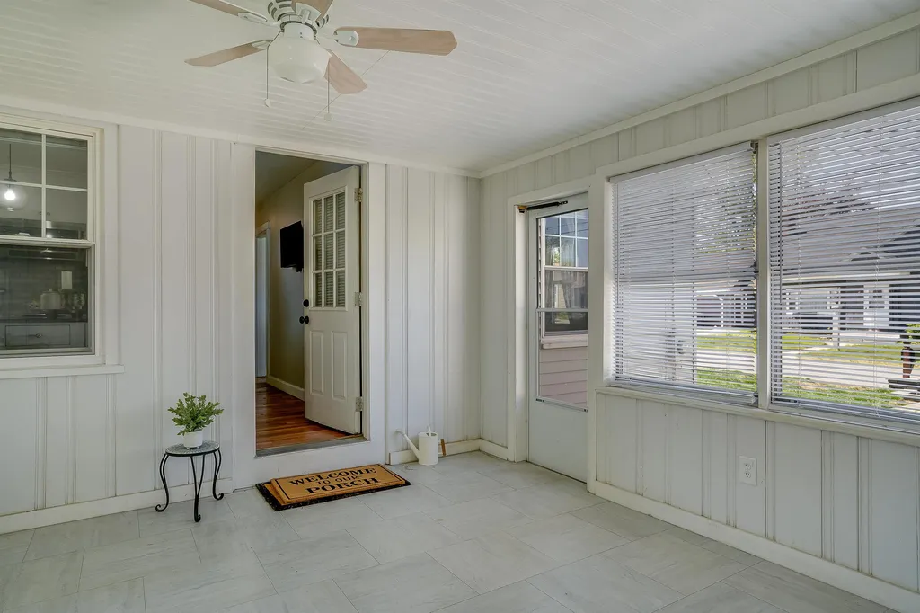 42 Lund Street Nashua NH 03060