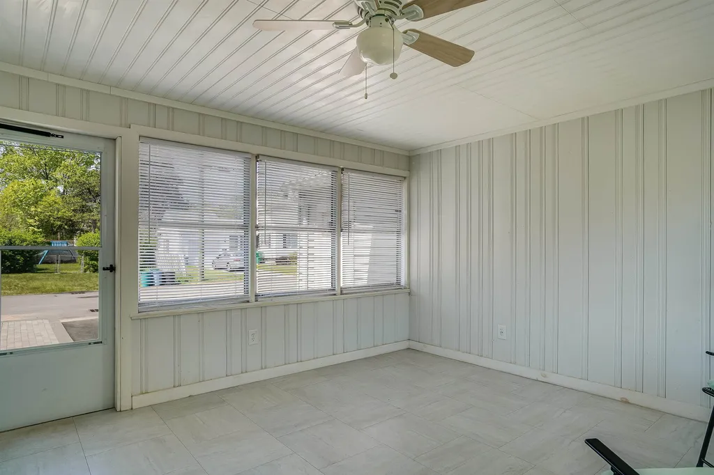 42 Lund Street Nashua NH 03060
