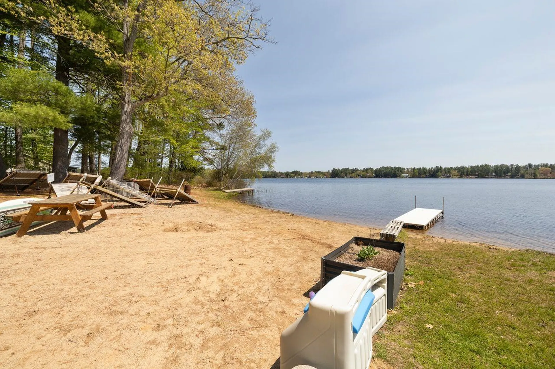 47 Great Pond Road Kingston NH 03848