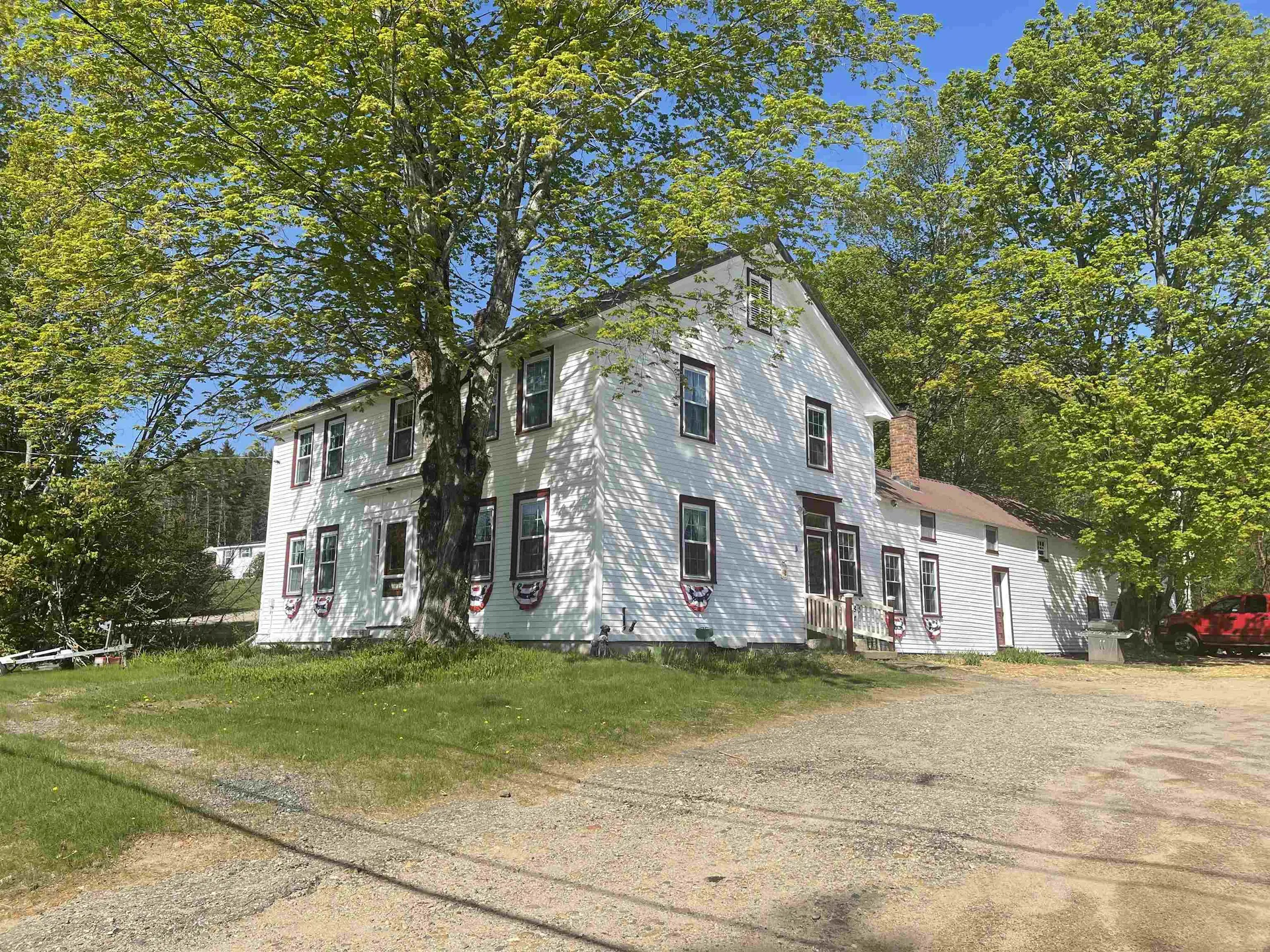 18 Bridgewater Hill Road Plymouth NH 03264