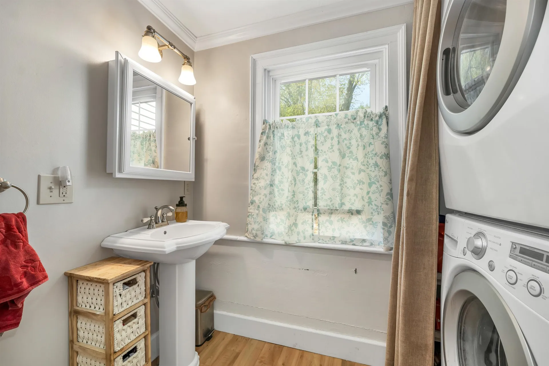 18 Bridgewater Hill Road Plymouth NH 03264