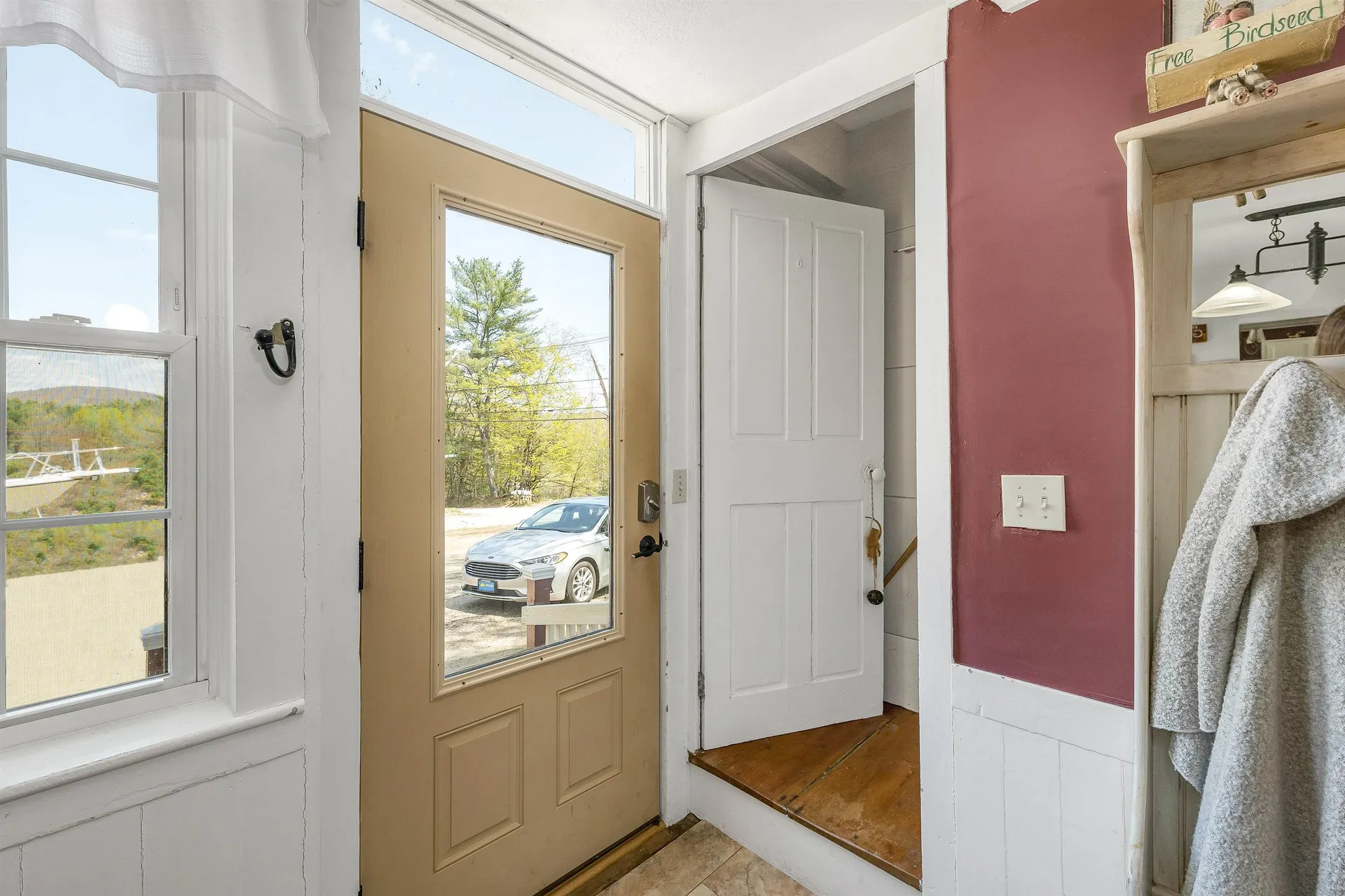 18 Bridgewater Hill Road Plymouth NH 03264