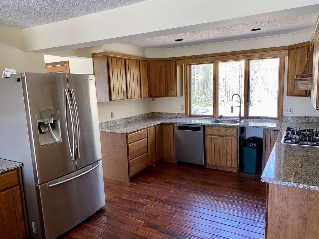 61 Hemlock Drive Wolfeboro NH 03894