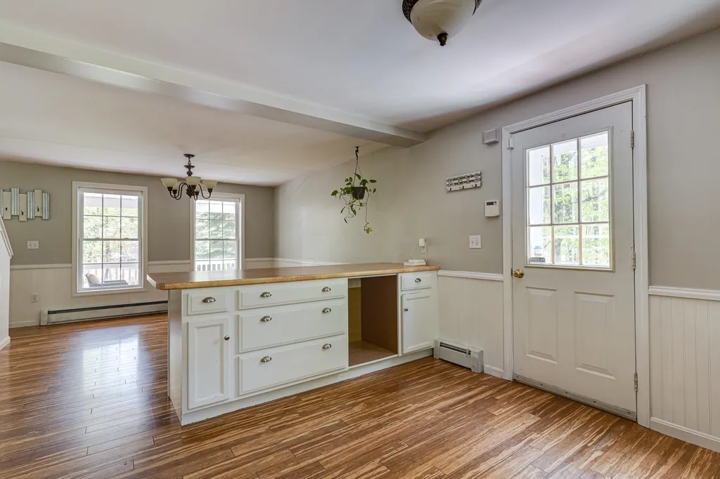 104 Grandview Road Milton NH 03851