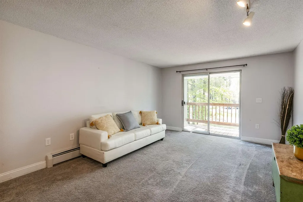 37 Alice Drive Concord NH 03303