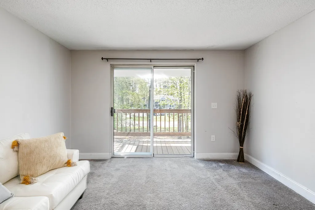 37 Alice Drive Concord NH 03303