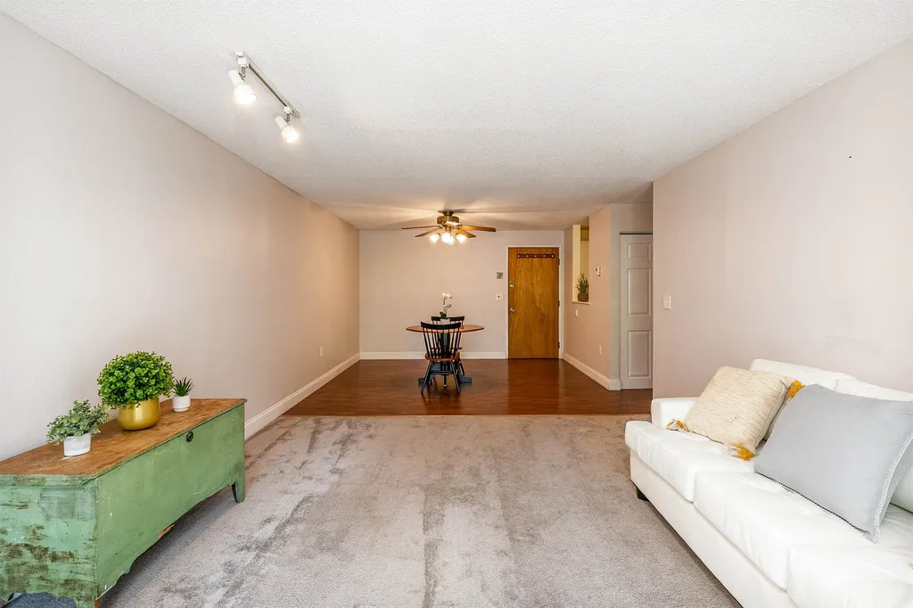 37 Alice Drive Concord NH 03303