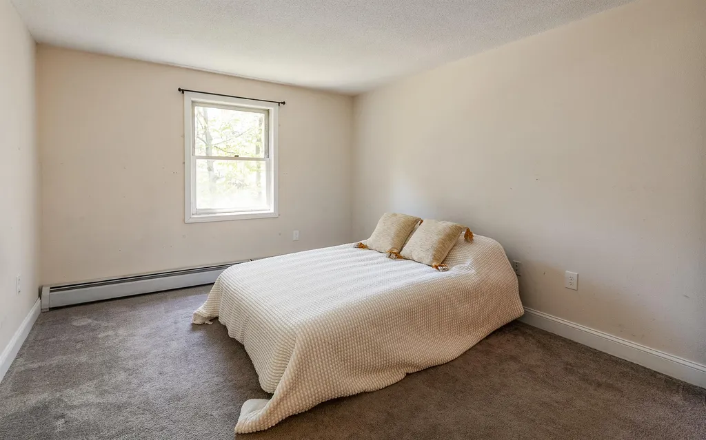 37 Alice Drive Concord NH 03303