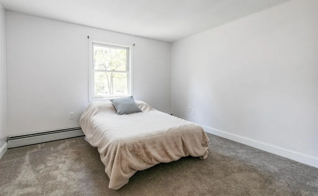 37 Alice Drive Concord NH 03303
