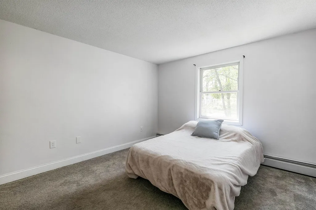 37 Alice Drive Concord NH 03303