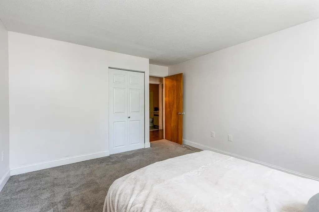 37 Alice Drive Concord NH 03303