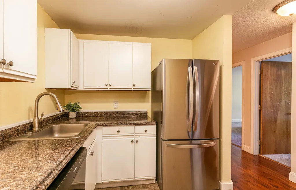 37 Alice Drive Concord NH 03303