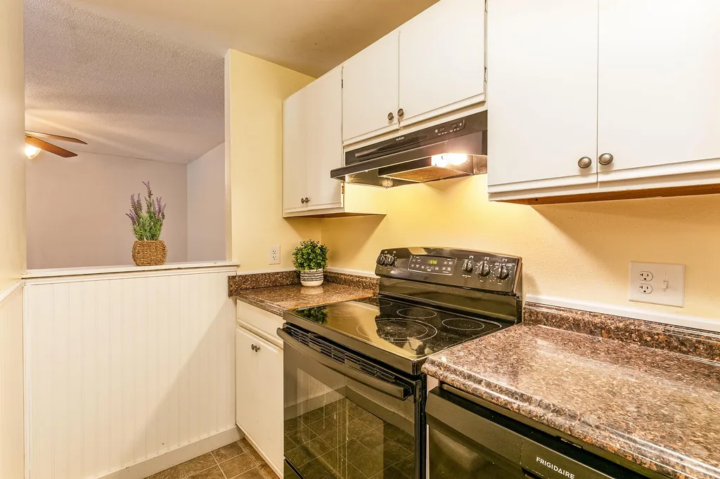 37 Alice Drive Concord NH 03303
