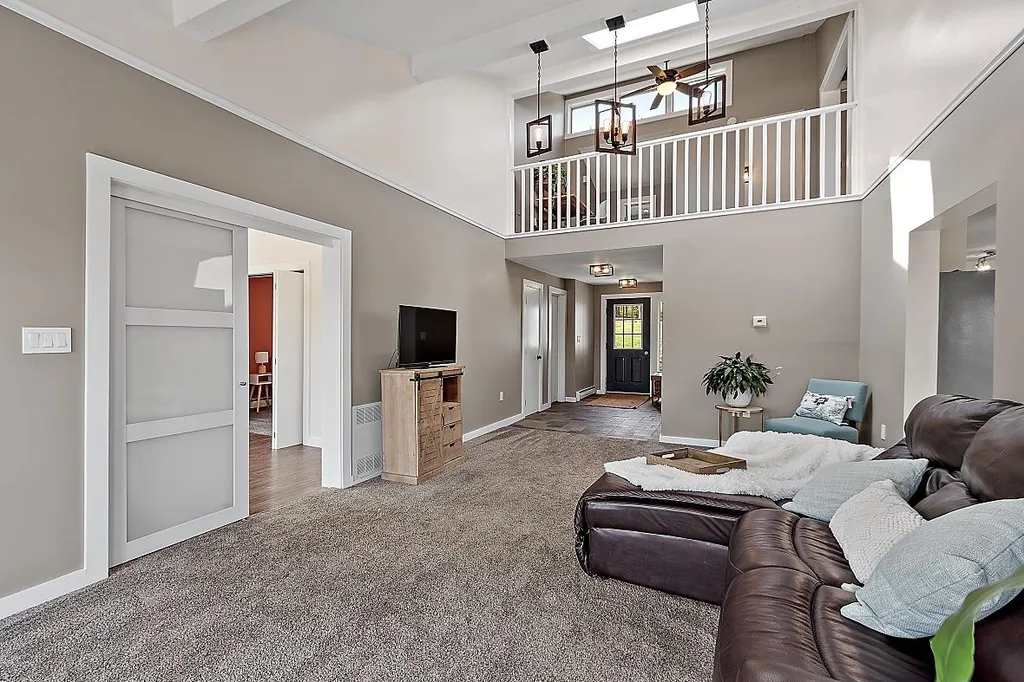 74 Monument Road Richmond NH 03470