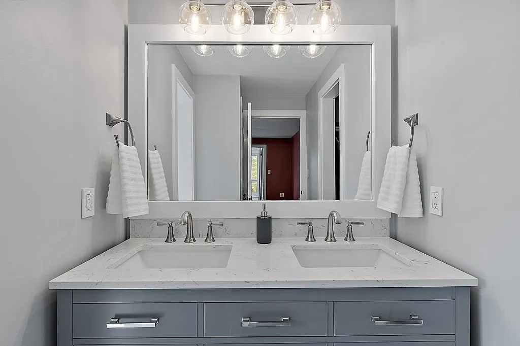 74 Monument Road Richmond NH 03470