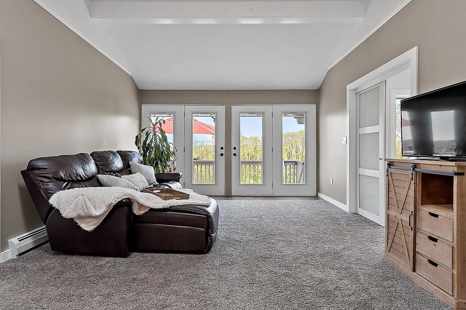 74 Monument Road Richmond NH 03470